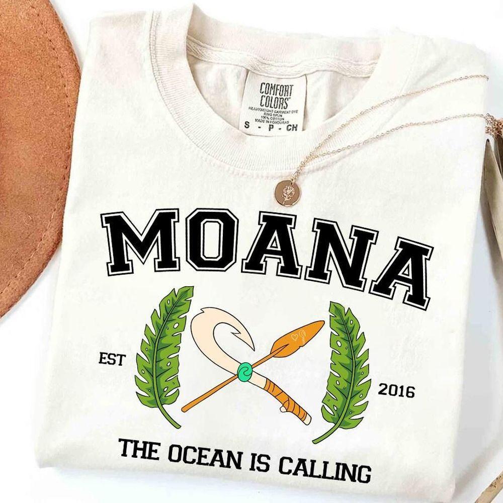 Disney Moana 2 Movie The Ocean Is Calling Shirt Disney Princess Moana Shirt Magic Kingdom Birthday Gifts Disneyland Matching Family Tee Design T-shirt